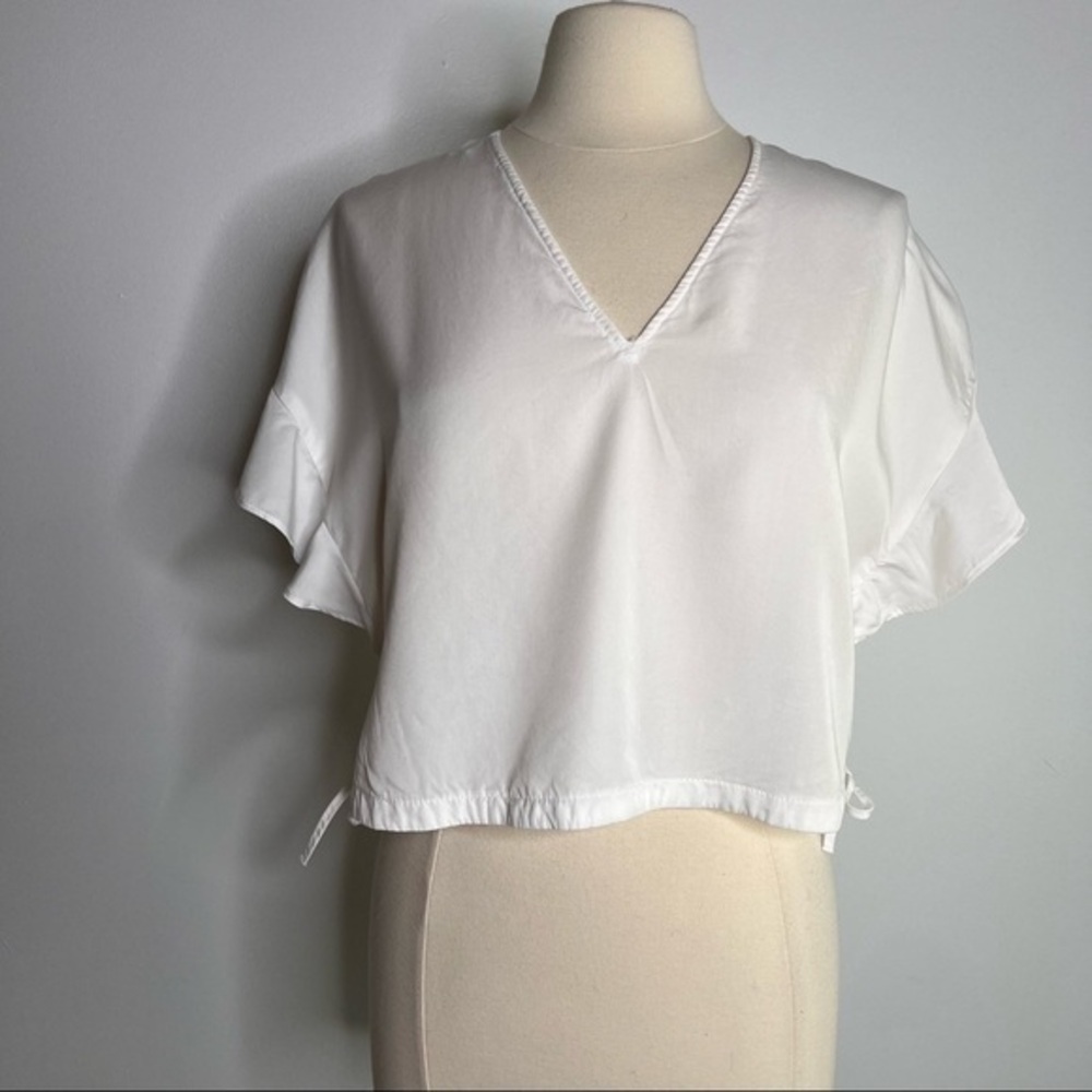 Zara women’s white cropped flutter sleeve top with side ties size Large